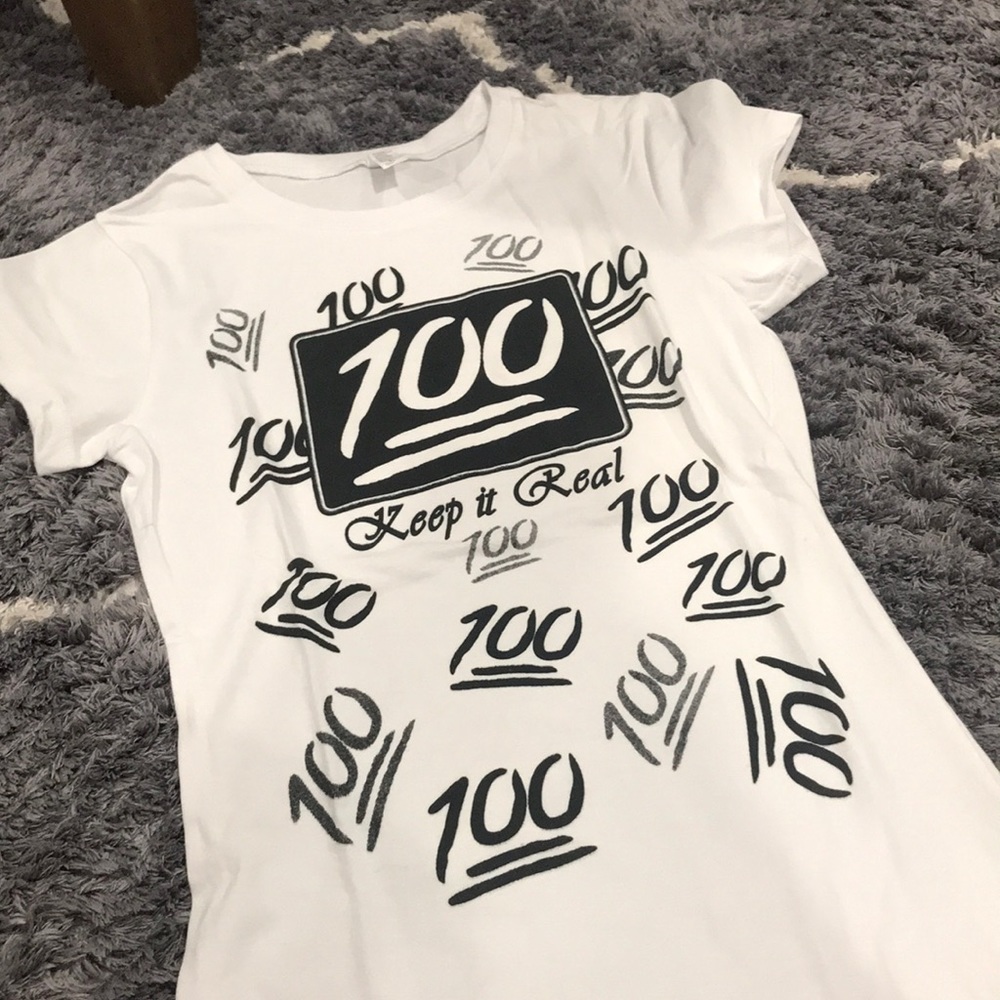 Keep it 💯 tee